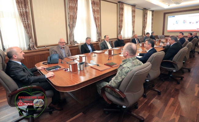 Amasya İl Pandemi Koordinasyon Kurulu toplantısı, Vali Dr. Osman Varol’un başkanlığında gerçekleştirildi.