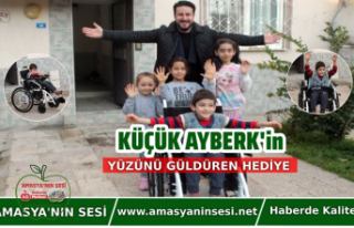 Küçük Ayberk'in Yüzünü Güldüren Hediye