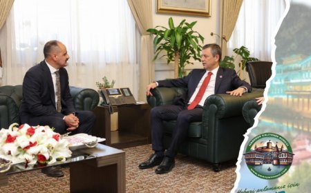 ATANAMAYAN UZMANLAR DERNEĞİ  GENEL BAŞKANI  MUSTAFA GÜNDEŞLİ , CHP GENEL BAŞKANI ÖZGÜR ÖZEL’E ZİYARET