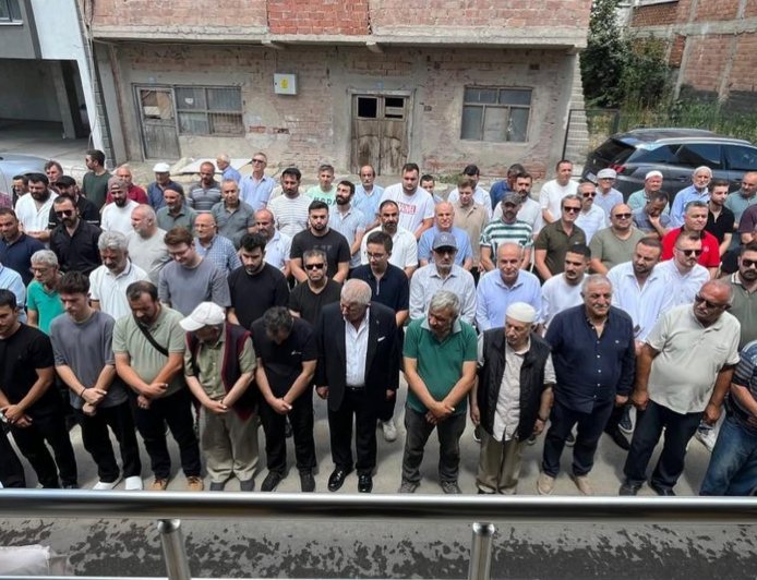 Mehmet Sarı'nın Amcası Sabri Sarı, Amasya Taşova'da Toprağa Verildi