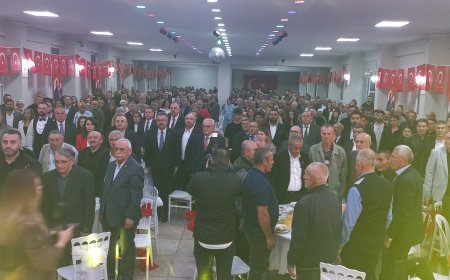 Taşova’da 102. Yıl Cumhuriyet Coşkusu: Siyasetin Önde Gelen İsimleri Baloda Buluştu