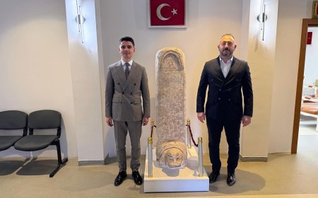 ÜST DÜZEY MHP’LİDEN KAYMAKAM KARTAL’A ZİYARET