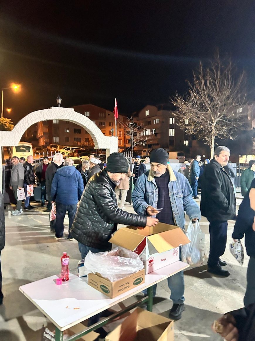 Körfez Amasyalılar Derneği’nden Üç Aylara Anlamlı Karşılama