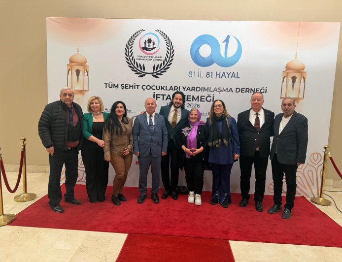 ŞİİR GECELERİYLE RAMAZAN’DA GÖNÜLLERE DOKUNUYOR 